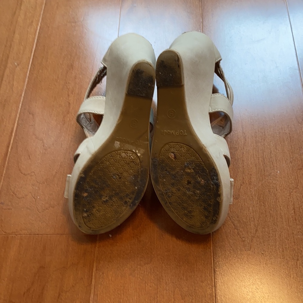Tan wedge shoe - Picture 4 of 7